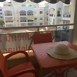 Arbi's Pool View Golem (Tirana)