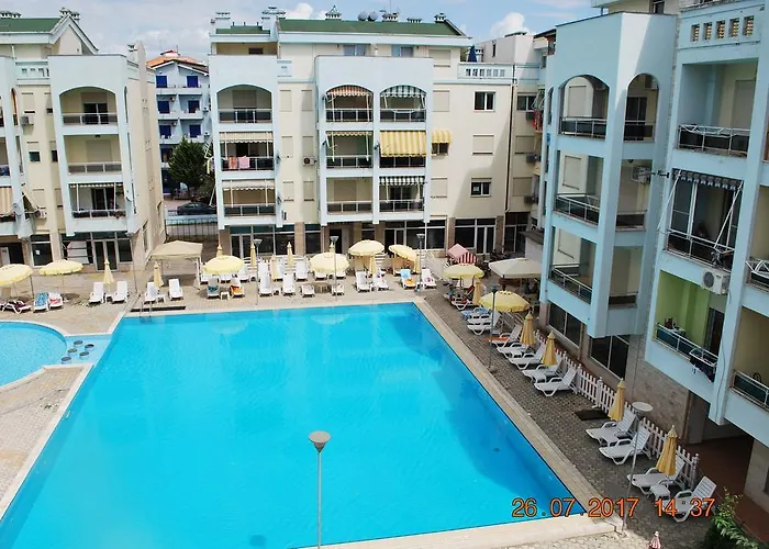 Arbi's Pool View * 格勒姆