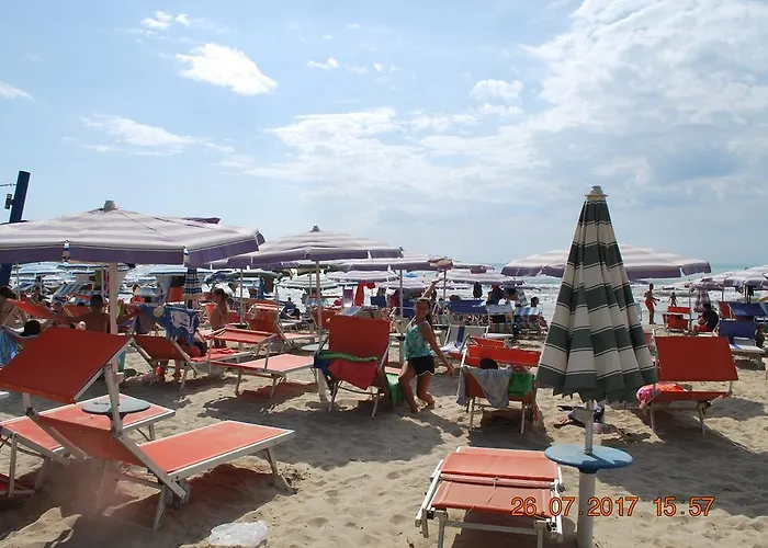 Arbi's Pool View Golem (Tirana)